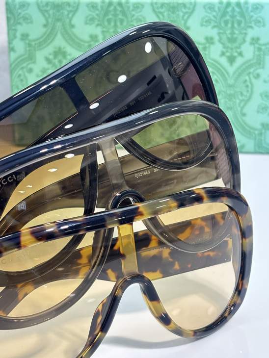 Picture of Gucci Sunglasses _SKUfw79759784fw